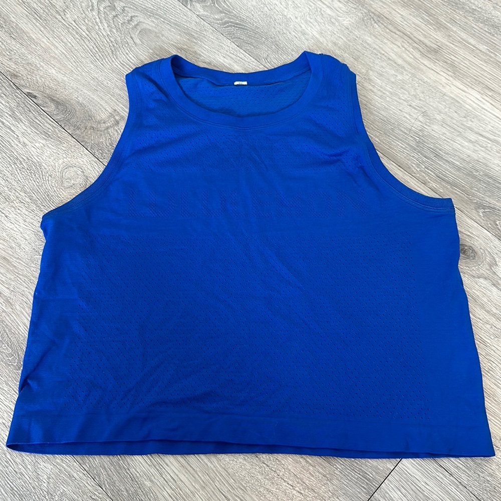Lululemon Breeze By Muscle Crop Tank Blue